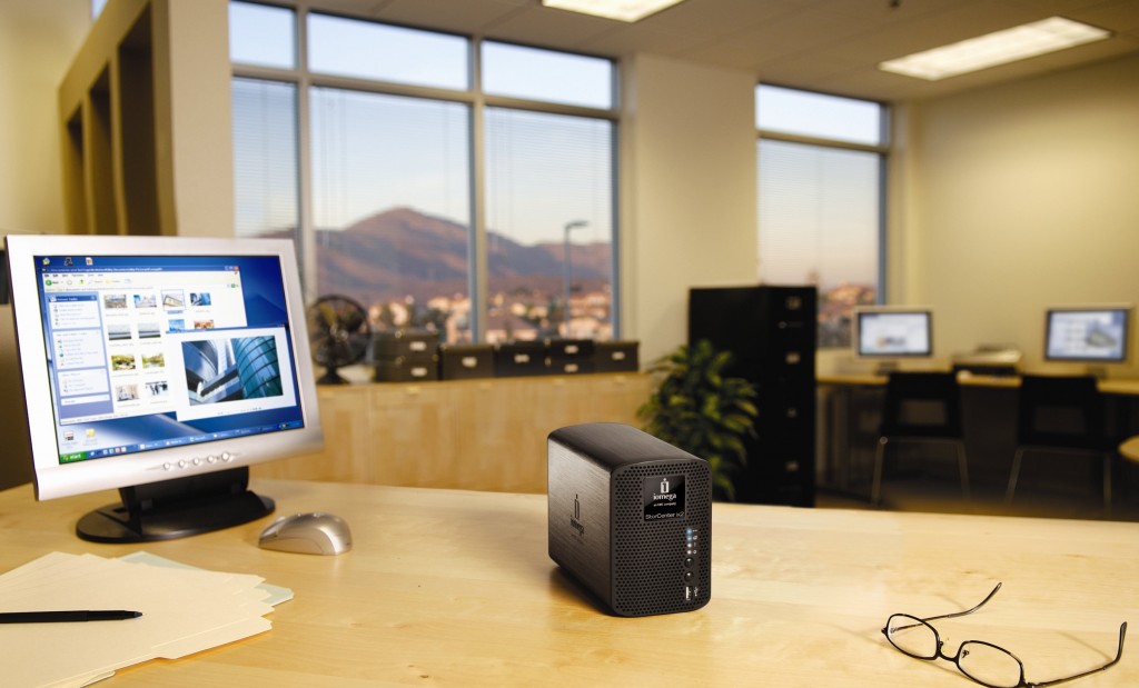 Iomega StorCenter ix2 200 Iomega StorCenter ix2 200
