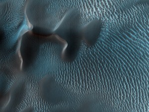 Noachis Terra - wydmy w kraterze