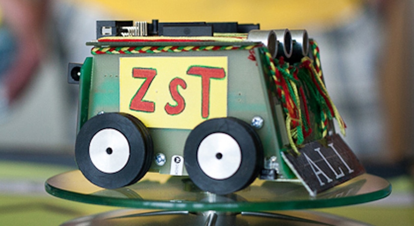 Kraków: decydujące starcie robotów w konkursie Diversity 2015 robot