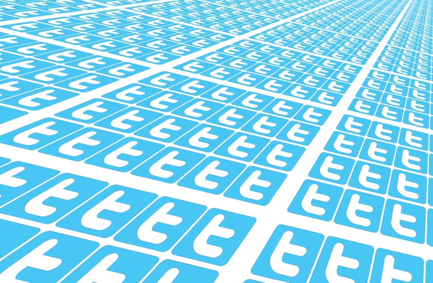 Twitter wprowadza wideo na żywo Twitter wprowadza wideo na żywo