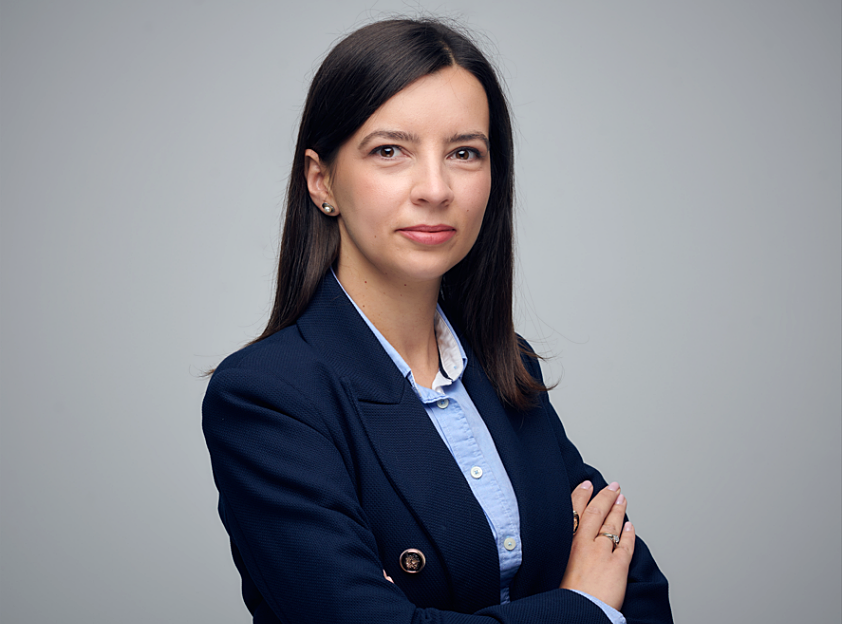 54 proc. profesjonalistów codziennie korzysta z AI w pracy 54 proc. profesjonalistów codziennie korzysta z AI w pracy