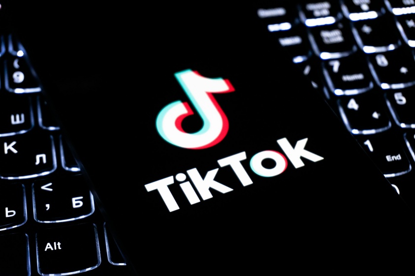 Kiedy publikować posty na TikToku w 2026 roku? Kiedy publikować posty na TikToku w 2026 roku?
